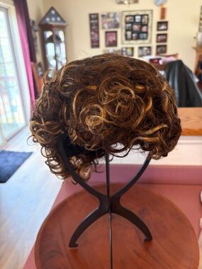 Short Curly Headband Wig in Dark Brown with Honey Highlights - Ready-to-Wear